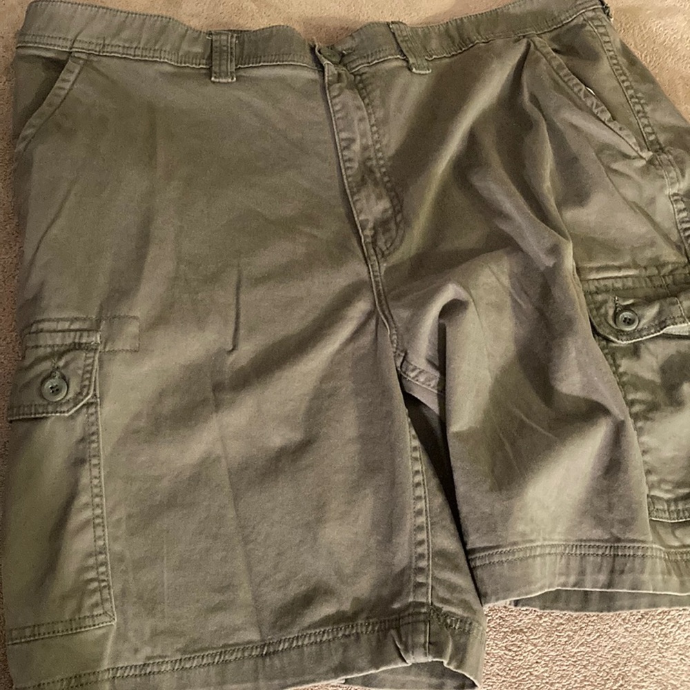 St. John’s bay cargo shorts